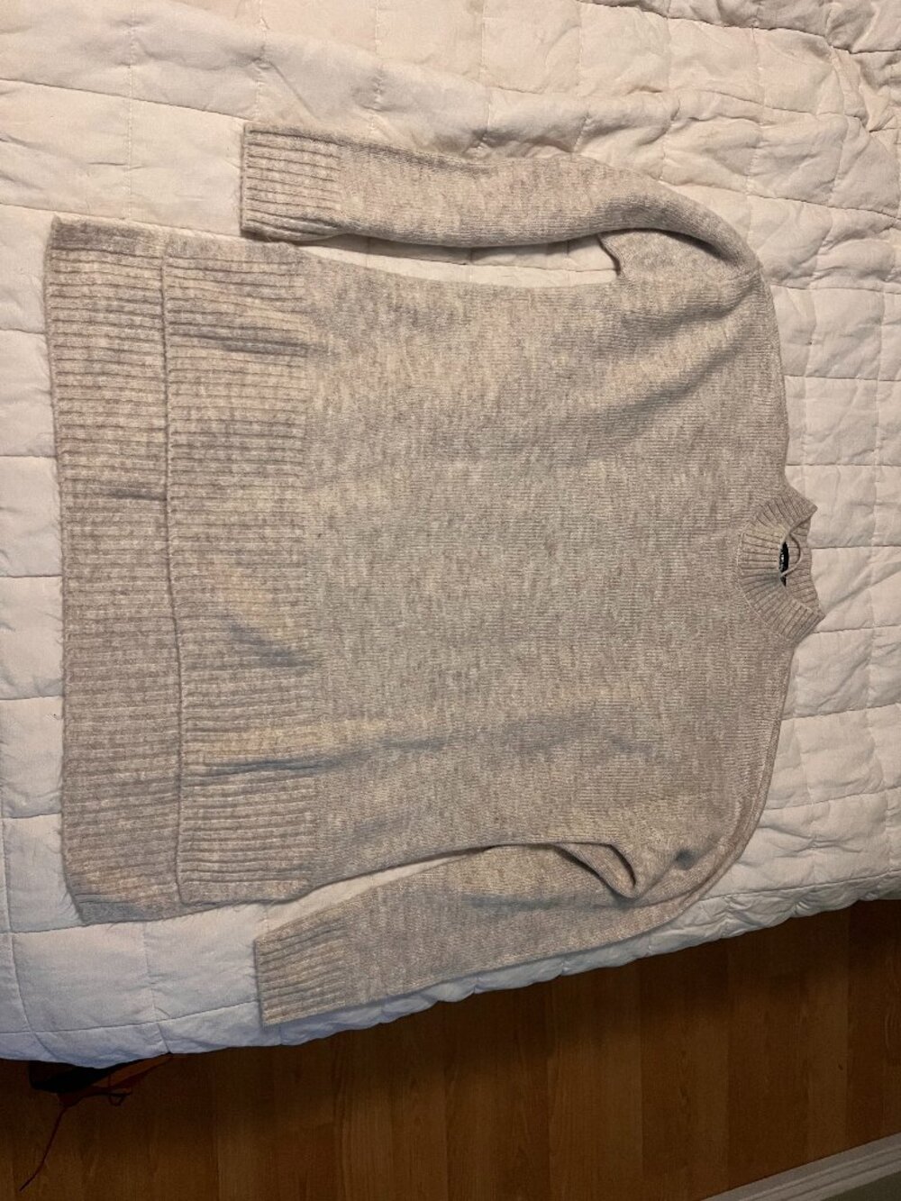 Vero Moda Mock Neck Oatmeal Sweater Small